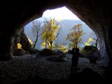 Grotte auf der Hochebene über der Tarnschlucht